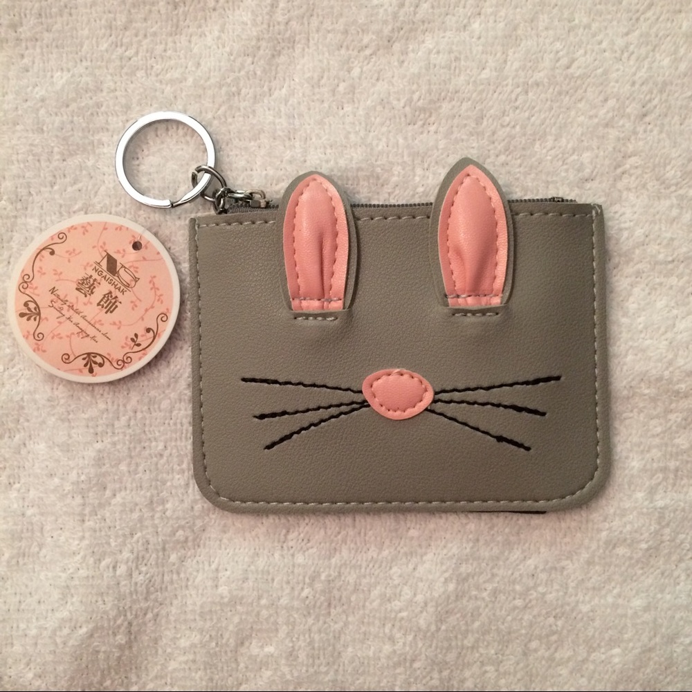 🐾NWT Gray Kitty Coin Purse🐾